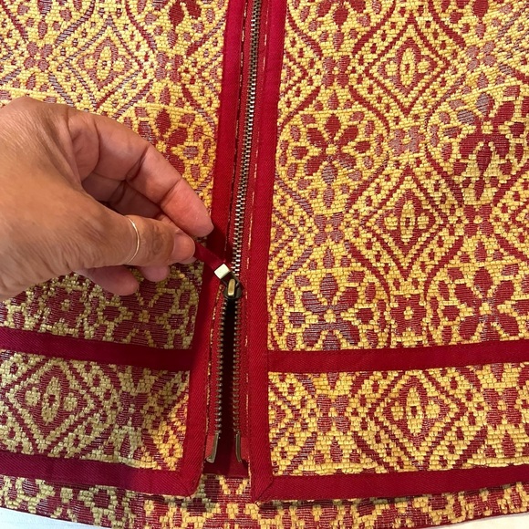 Etcetera Designer Burnout Mini Skirt  Tapestry Y2K Zipper Red Gold SZ 8  EUC - Picture 4 of 10